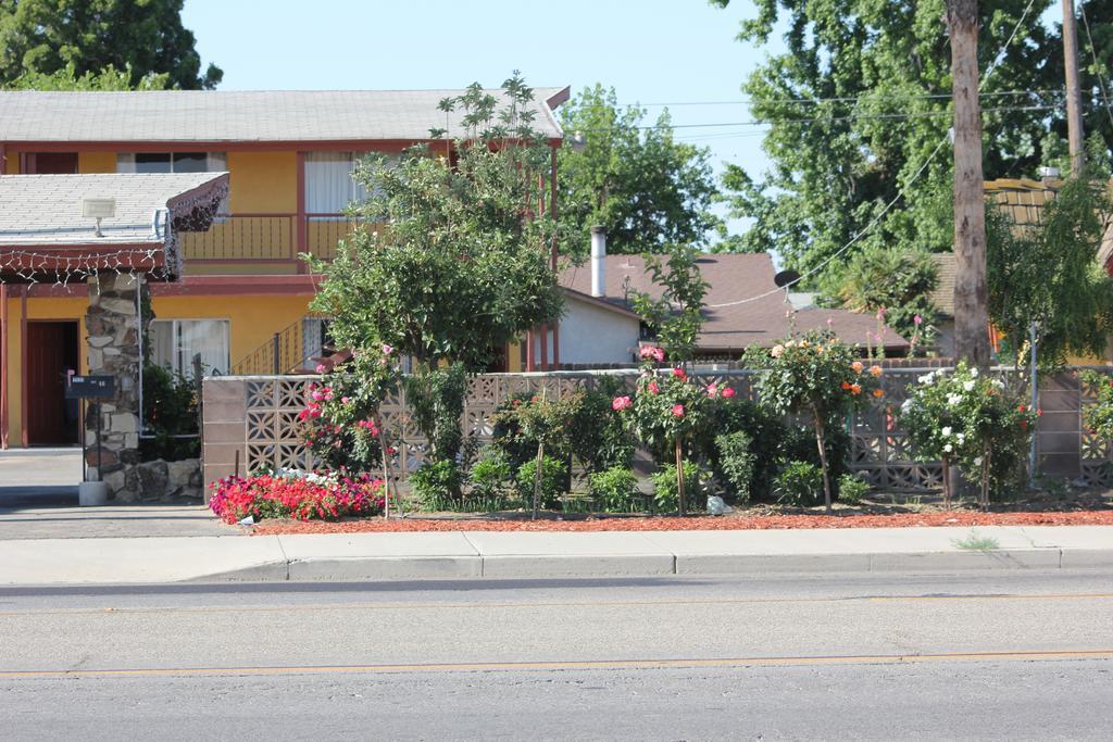Cinderella Motel Wasco Exterior photo