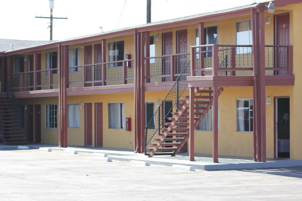 Cinderella Motel Wasco Exterior photo