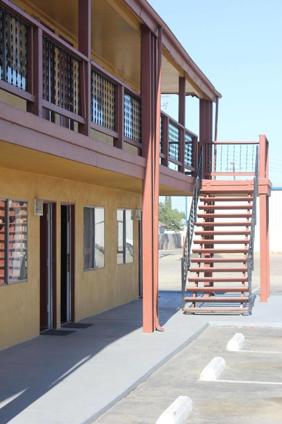 Cinderella Motel Wasco Exterior photo
